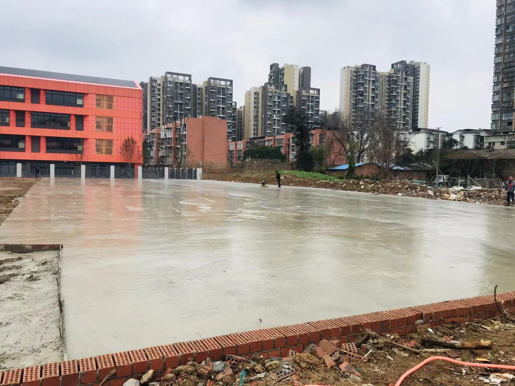 熱烈祝賀長遠體育運動場、接待中心竣工